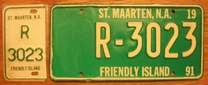 SINGLE ST. MAARTEN, N.A.. LICENSE PLATE - 1991 - R-3023 - FRIENDY ISLAND - Picture 1 of 1