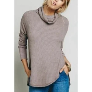 Top térmico fluido cuello capucha Kristina WE THE FREE talla L - Imagen 1 de 4