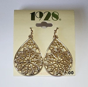 1928 Gold Tone Teardrop Dangle Earrings Vintage Inspired Filigree Flower Design - Picture 1 of 3