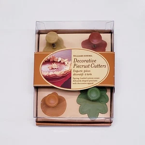 Williams-Sonoma 2006 Set of 4 FALL-Pumpkin-Leaves-Acorn Pie Crust Cutters New - Picture 1 of 3