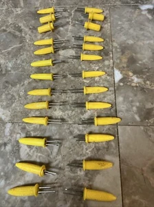 26 Maiskolbenhalter Edelstahl Spieße Zuckermais BBQ Zinken Gabeln - Bild 1 von 4