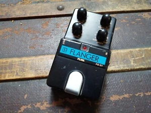 Pearl FG-01 Flanger - ENVÍO GRATUITO AL DÍA SIGUIENTE EN EL REINO UNIDO - Imagen 1 de 6