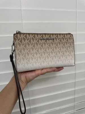 Michael Kors MK Jet Set Viaje Doble Cremallera Teléfono Muñequera Billetera  Foto 1 de 4