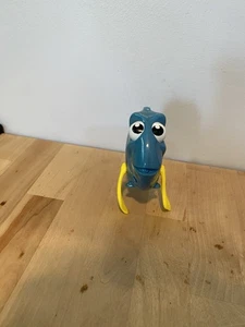 Disney Pixar Finding Nemo DORY 5" Action Figure #2 McDonald's toy needs battery. - Picture 1 of 3