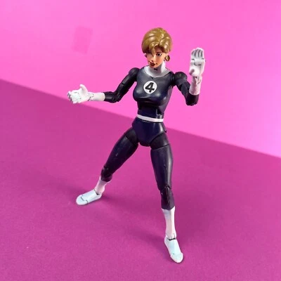 Boneco de ação 2004 Marvel Legends Invisible Woman Fantastic 4 Susan Storm 6” Sue - Imagem 1 de 4