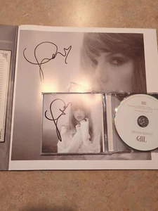 Taylor Swift The Tortured Poets Department Vinyl Signed Plus Signed Cd Heart - Picture 1 of 5