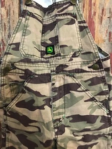 John Deere camo bib overalls boys sz.7....g4 - Picture 1 of 5