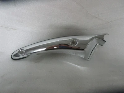 Guardabarros trasero derecho 15-17 Triumph Rocket III CROMADO Foto 1 de 4