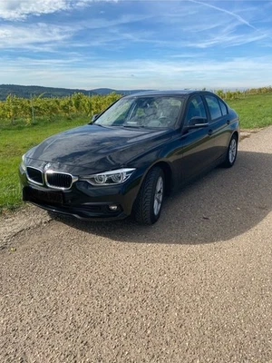 BMW 318i Limousine Modell Advantage - Bild 1 von 4