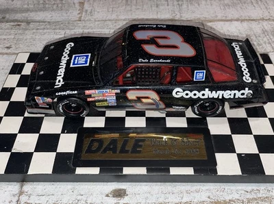 Coche de película Dale Earnhardt 3 1988 Aerocoupe negro y plateado diecast 1/24 ¡SIN CAJA! Foto 1 de 4