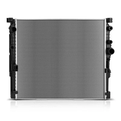 Radiador de aluminio y plástico para BMW 530e 740e xDrive 530e xDrive 750i xDrive Foto 1 de 4