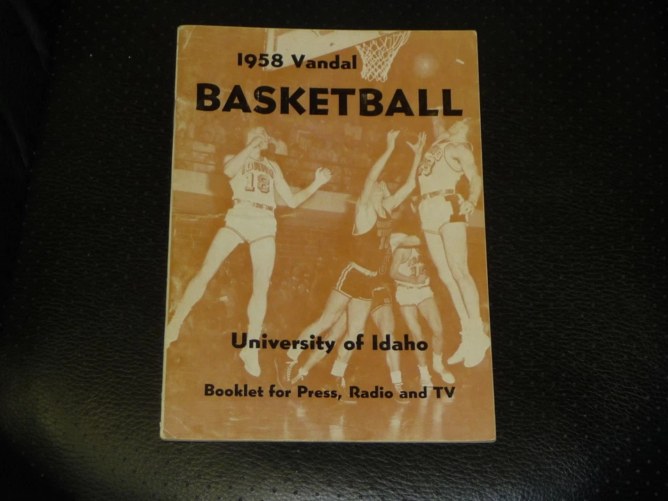 1958 1959 UNIVERSITY OF IDAHO COLLEGE BASKETBALL MEDIA GUIDE  EX - Image 1 of 1