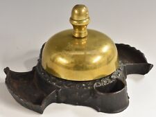 Une cloche de comptoir américaine en fonte et laiton du 19ème siècle.