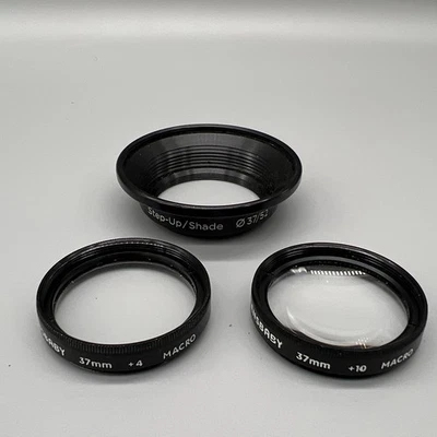 Lensbaby • Macro Lens Kit •  37mm •  +4 & +10 filters •  Step-Up Shade Included - Image 1 of 4