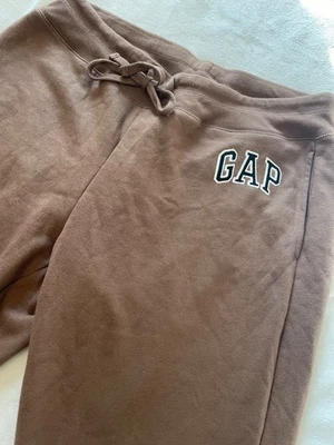 Chocolate Brown Embroidered GAP Logo Women's Drawstring Sweatpants Size Large - Image 1 of 4