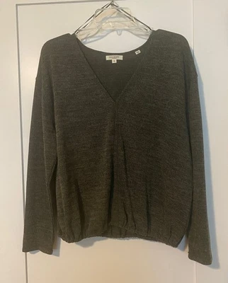 NWOT Max Studio London Women’s M V-Neck Pullover Sweater Olive Green - Image 1 of 4