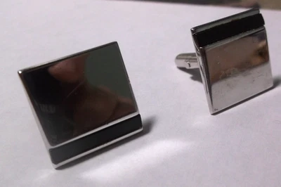 Gemelos cuadrados vintage Swank plateado y esmalte negro Foto 1 de 2