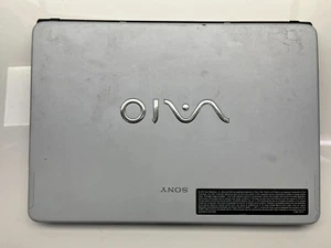 Sony Vaio VGN-FS640 Laptop FOR PARTS - Picture 1 of 6