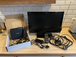 Panasonic LCD TV, Modell TX-L19XM6E, 19 Zoll, Samsung Media Box - Bild 1 von 7
