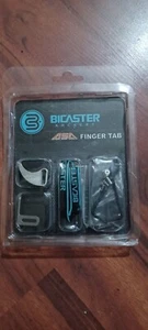 Bicaster archery Asa Finger Tab size L RH LH NEW FAST FREE SHIPPING - Bild 1 von 2