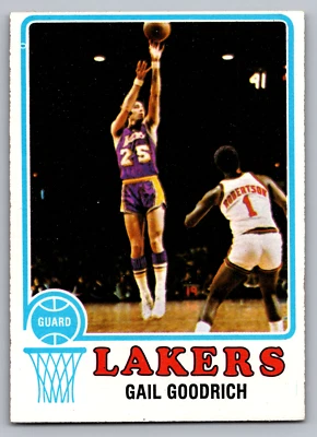1973-74 TOPPS #55 GAIL GOODRICH LAKERS W/OSCAR ROBERTSON - Image 1 of 3