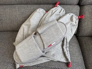 American Airlines Latschen/Slipper, Firs Class, Reiseutensilien, Charity - Bild 1 von 2