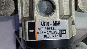 REGULADOR SMC AR10 - M5H. Juego de prensa. 0,05 ~ 0,7 MPa - Imagen 1 de 13