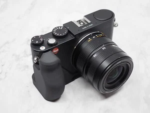Leica X and X Vario Camera Grip with Integral Thumb Grip CAMERA NOT INCLUDED - Picture 1 of 14
