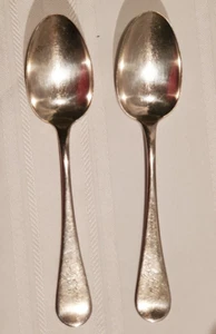 2 Vintage Serving Spoons - Wm Rogers - Windsor Pattern - Monogramed - Picture 1 of 4