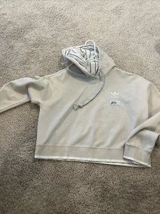 Adidas Sweater Womens Small Cream Crop Top Pullover Hoodie Sweatshirt Ladies - Picture 1 of 5