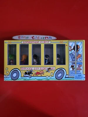 SDCC Tiny Teen Titans - Ônibus de convenção ou busto - Imagem 1 de 4