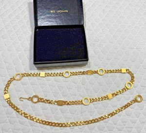 Collar enchapado en oro vintage de St. John cadena eslabón de cinturón logotipo firmado NUEVO - Imagen 1 de 3