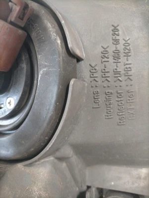 Projektor mit Höhenverstellung Links LEXUS IS 1a Serie IS 200 24V Ber. - Bild 1 von 3