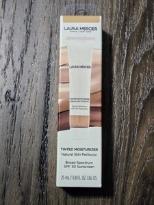 Mini Hidratante Tintado Laura Mercier Perfeccionador Natural de la Piel FPS 30 2W1 Natural - Imagen 1 de 5