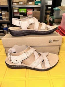 Clarks Womens Laurieann Rena Sand Combi Leather Hook & Loop COMFORT Sandal Sz 8 - Picture 1 of 6