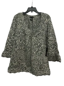 BCBG Maxazria Mohair Wool Blend Sweater Size Medium Black White Scoop Neck NWT - Picture 1 of 5