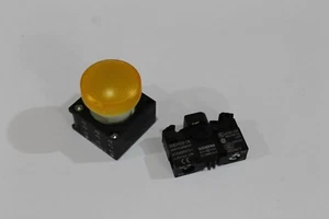 Siemens 3SB3 204-6BA00, Indicator Light, Amber - Picture 1 of 9