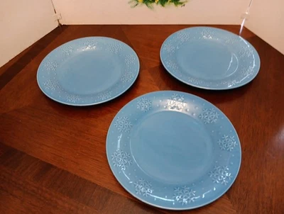 Vintage Libbey Glass BLUE SNOWFLAKE 10.5" Dinner Plate - Set Of 3 - Image 1 of 4