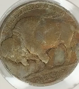 1928 USA Buffalo Nickel 5 cents coin - Picture 1 of 3