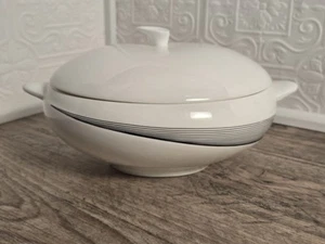 Wedgwood Form 225 Apollo bedeckt Gemüseschale 10" - Bild 1 von 9