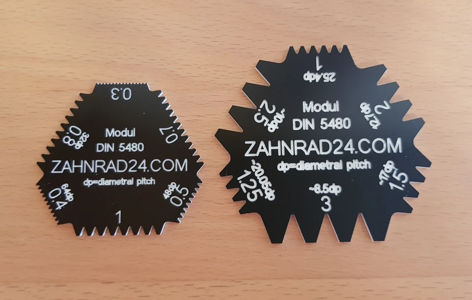 2x Zahnrad-Lehre Modul 0,3-3 Zahnräder, Zahnstangen Schnecken Modullehre DIN5480 - Bild 1 von 1