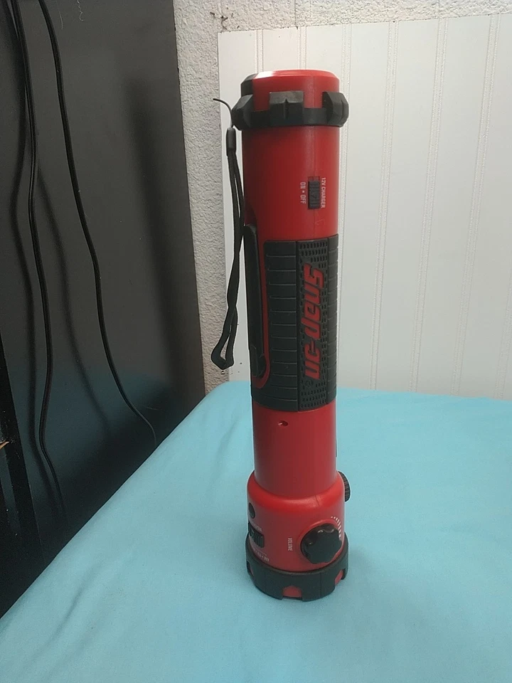 Snap-On Kurbel Notfall LED Taschenlampe - AM/FM Wetterband Radio Sirene 12 Volt  - Bild 1 von 4