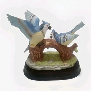 Wellington Collection Vintage Blue Jays Porcelain Figurine With Wooden Base - Picture 1 of 11