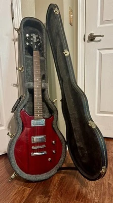 Hamer Slammer Series Eclipse Cherry Red Electric Guitar W/Case 1996  6113577 - Image 1 of 4