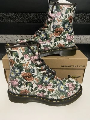 Nuevo Dr. Martens 1460 W Multi Floral Jardín Estampado Reverso 31689649 Mujer Talla 8 Foto 1 de 4