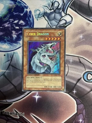 (AY) YuGiOh! Cyber Dragon CT03-EN002 Secret Rare Limited Edition - LP - Image 1 of 4