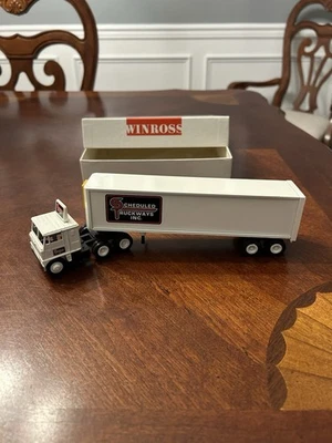 Winross 1982 Scheduled Truckways Inc. Remolque frigorífico camión fundido a presión para camiones  Foto 1 de 4