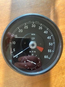 Jaguar E Type 1961 Only OBL Flat Floor Revolution Counter Tachometer RV 7403/02 - Picture 1 of 4
