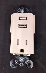Legrand Pass Seymour LIGHT ALMOND USB Port 2.1 15 Amp Outlet TM8USBLA FREE SHIPb - Picture 1 of 4