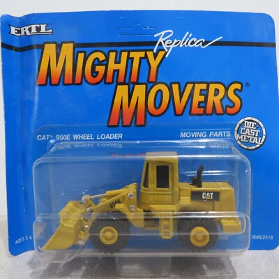 Ertl Caterpillar 950E Wheel Loader Mightly Movers made USA  1/64 CAT-2418-71AP-P - Image 1 of 4